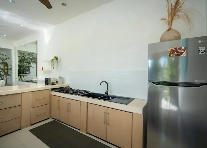 888 Eat Shop Play - 3br Private Pool Oberoi * Seminyak