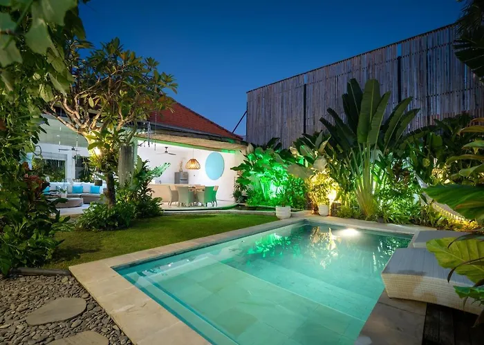 888 Eat Shop Play - 3br Private Pool Oberoi Seminyak