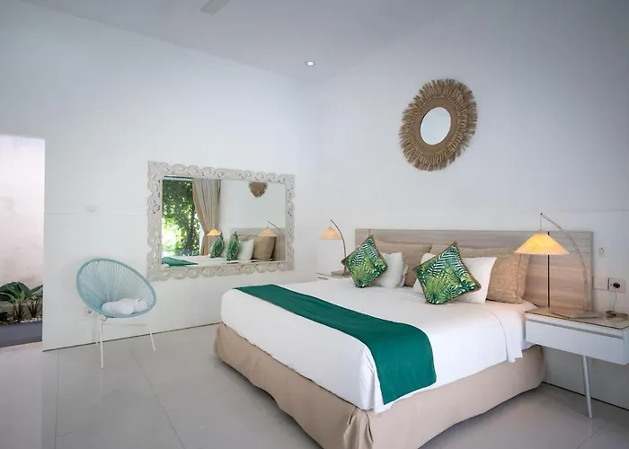 Villa 888 Eat Shop Play - 3br Private Pool Oberoi